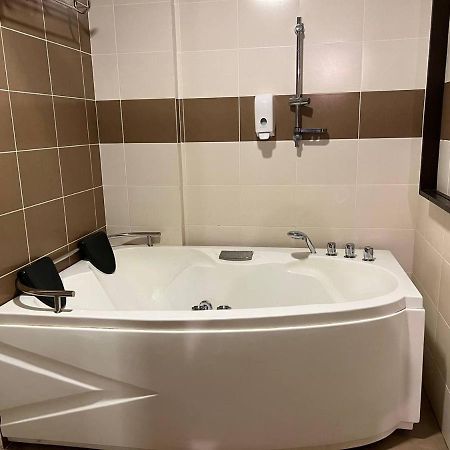 Homestay Melaka B Lagoon Studio Apartment Free Waterpark Tickets Kampong Bukit Beruang Екстериор снимка